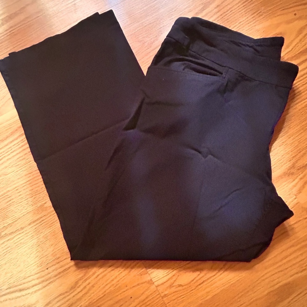 Brand New Women’s straight leg work pants!